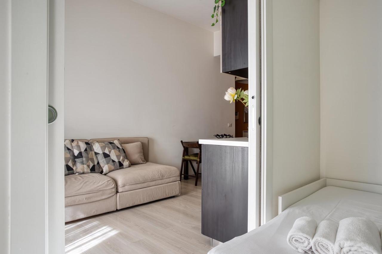 Joivy Vibrant 2Bed Apt With Balcony Milan Extérieur photo