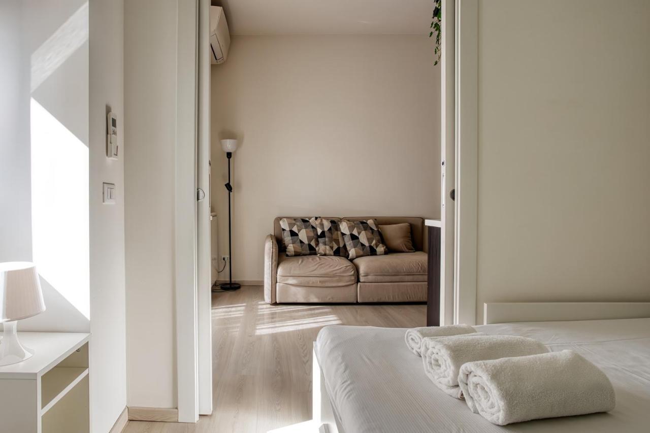 Joivy Vibrant 2Bed Apt With Balcony Milan Extérieur photo